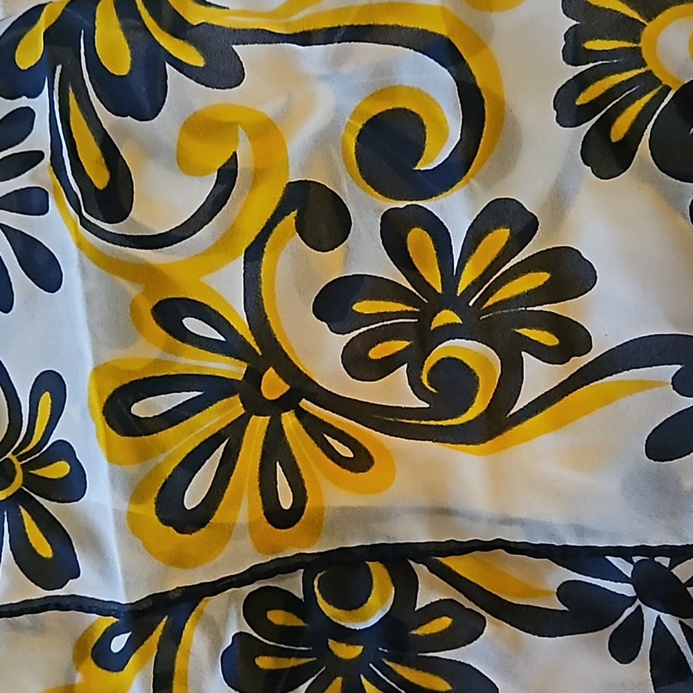 Viscose polyester scarf